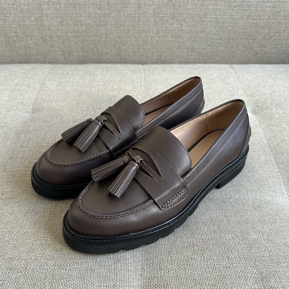 NEW Stuart Weitzman Adrina brown leather loafers with tassels